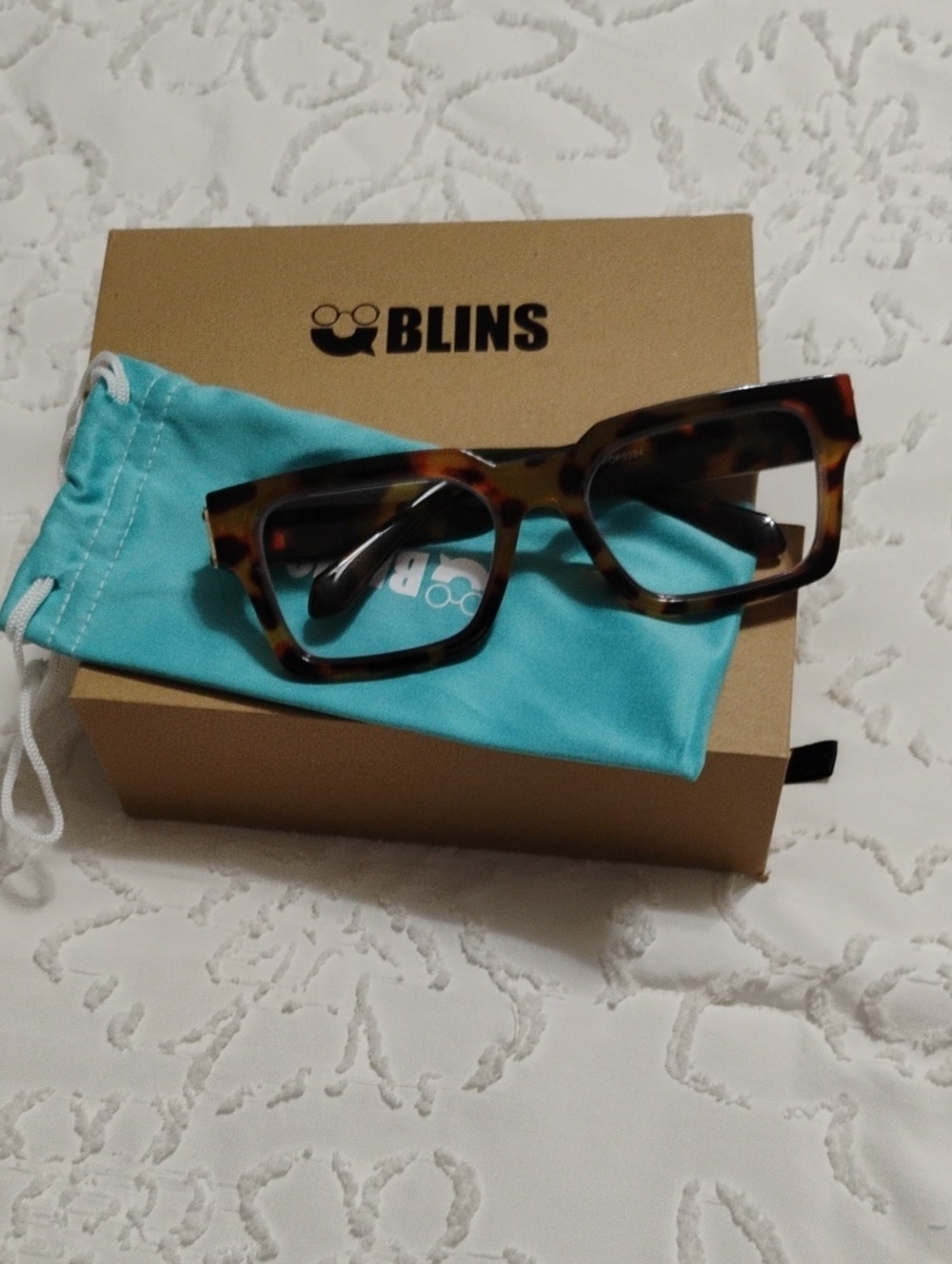 Woman's Frames